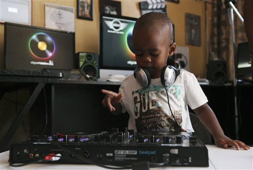 A toddler disc jockey fascinates South African&nbsp;fans