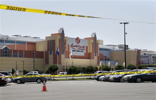 Cops fatally shoot man who killed ex outside New York&nbsp;casino