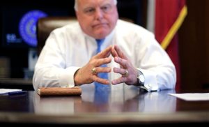 New Texas Agricultural Commissioner Sid Miller talks about the state's plans to repeal a decade-old ban on deep fryers in public school kitchens, Thursday, June 18, 2015, in Austin, Texas. Miller is also lifting restrictions on soft drinks in school vending machines. (AP Photo/Eric Gay)