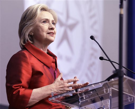 Clinton: GOP trying to make it difficult for people to&nbsp;vote