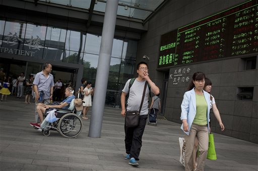 In a nation of smokers, Beijing bans lighting up&nbsp;indoors