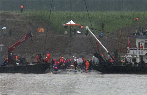 The Latest on China Boat Sinking: 10 more bodies&nbsp;recovered