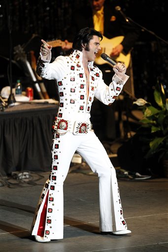 Hunk of love: Brazilian wins Tupelo Elvis tribute&nbsp;contest