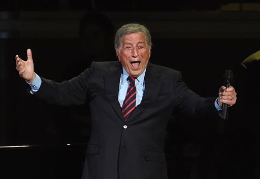 Tony Bennett has flu virus, cancels London concert with&nbsp;Gaga