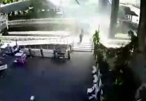 Thai court issues warrant for suspect in second bomb&nbsp;blast