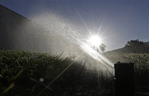 Californians cut water without state imposing&nbsp;fines