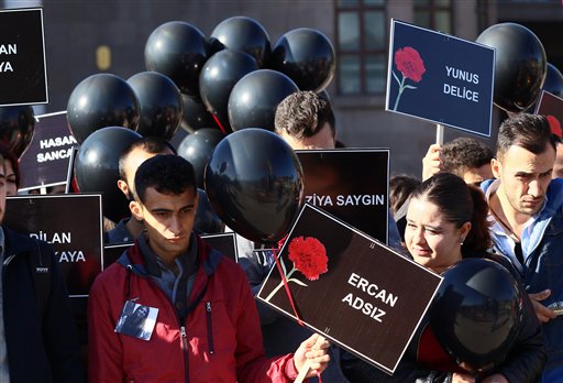 Prosecutors: Local IS cell behind Ankara peace rally&nbsp;attacks