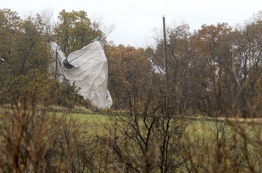 State police using shotguns to deflate wayward&nbsp;blimp