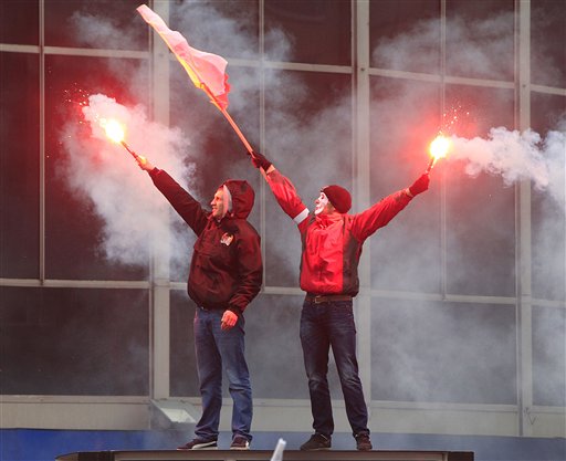Radical Poles mark Independence Day with anti-migrant&nbsp;march
