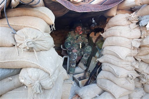 Iraqi Kurds reach Sinjar road, cutting IS supply&nbsp;line