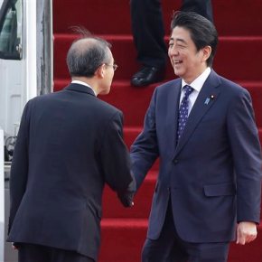 Leaders of S. Korea, Japan and China set for rare summit