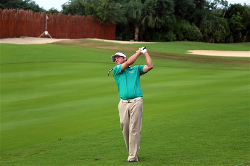 Derek Fathauer takes 1-shot lead in&nbsp;Mexico
