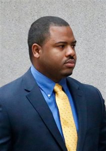 William Porter, one of six Baltimore city police officers charged in connection to the death of Freddie Gray, arrives at a courthouse for jury selection in his trial, Monday, Nov. 30, 2015, in Baltimore. Porter faces charges of manslaughter, assault, reckless endangerment and misconduct in office. (Rob Carr/Pool Photo via AP)