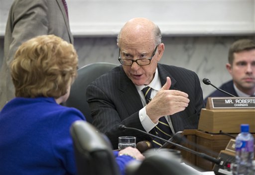 Senate panel approves bill to make school lunches&nbsp;tastier