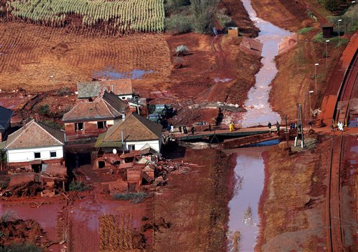 Hungarian court acquits 15 charged in 2010 sludge flood&nbsp;case