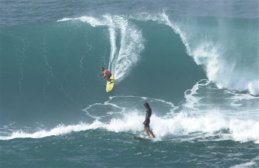 Hawaii’s big wave surf competition called&nbsp;off
