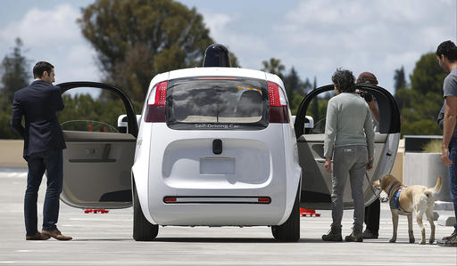 Google gives federal plan for self-driving&nbsp;car