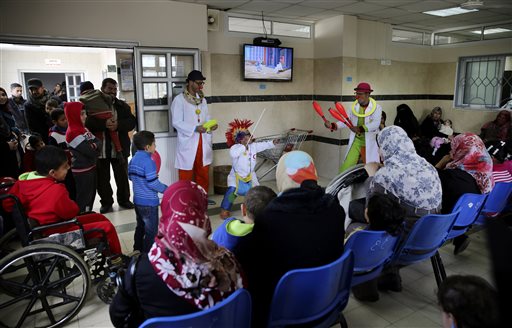 2 Palestinian clowns offer relief to kids in Gaza&nbsp;hospitals