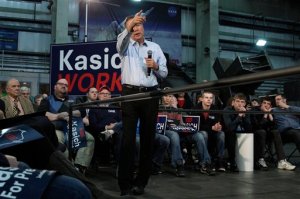 Republican presidential candidate, Ohio Gov. John Kasich speaks at a town hall meeting at Weldall Manufacturing, Tuesday, March 29, 2016, in Waukesha, Wis. (AP Photo/M. Spencer Green)