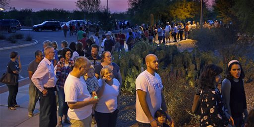 Arizona’s closed primary part of reason for long&nbsp;lines