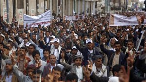 Shiite rebels, known as Houthis protest against Saudi-led airstrikes, in Sanaa, Yemen, Friday, March 18, 2016. Saudi Arabia said Thursday its military coalition will scale down operations in Yemen, an announcement that came as the death toll from an airstrike by the alliance on a market in the Houthi-controlled town of Mastaba north of the Yemeni capital on Tuesday reached at least 115. A U.N. official said over 20 children were among those killed in an area controlled by Yemen's Shiite rebels known as Houthis. (AP Photo/Hani Mohammed)