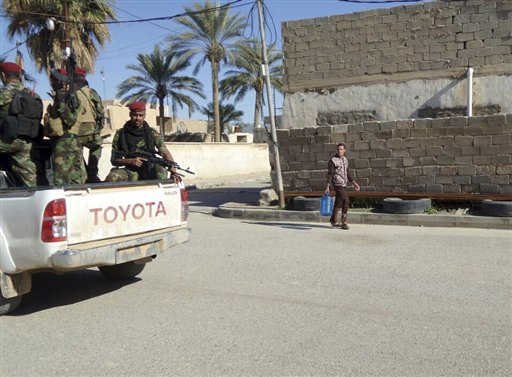 Trapped civilians stall Iraqi forces battling IS in&nbsp;Anbar