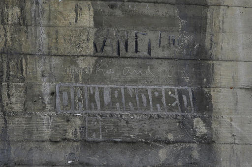 Anthropologist follows trail of century-old hobo&nbsp;graffiti