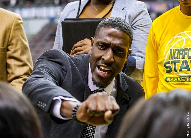 NSU signs Vickers to 3-year&nbsp;contract