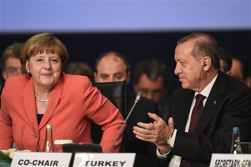 Turkey threatens to suspend agreements with&nbsp;EU