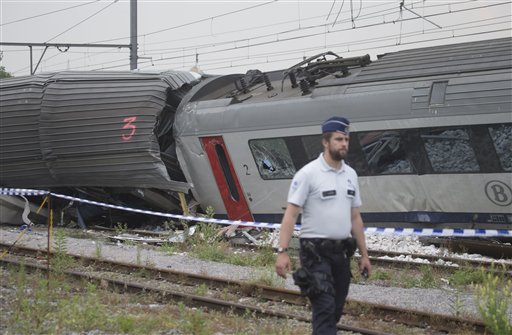 3 dead, 10 hospitalized as 1 Belgian train runs into&nbsp;another