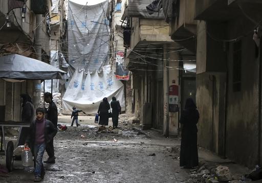 Airstrikes kill 15 as fighting flares in Syria’s&nbsp;Aleppo