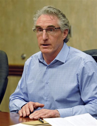 Burgum wins ND governor primary; farming measure&nbsp;defeated