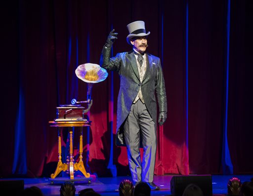 ‘The Illusionists’ look backward for next Broadway&nbsp;stop