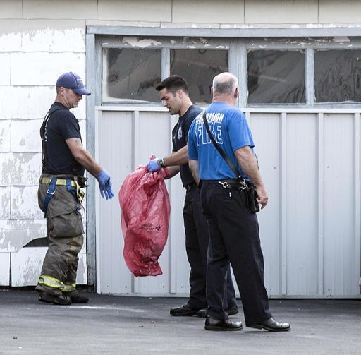 Police: 5 shot, 1 dead, after fight at Illinois campus&nbsp;party