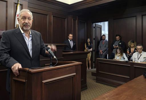 Lawyer for Chris Brown: no guns, drugs found in house&nbsp;search