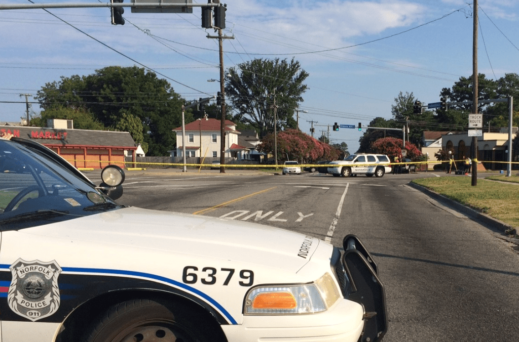 Moped rider dies in crash on Ballentine Boulevard in&nbsp;Norfolk