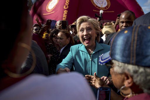 Clinton joins Lopez, urges voters to ‘get&nbsp;loud’