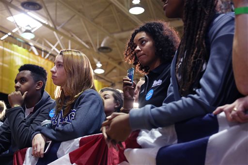 Clinton proposes tax relief for families with young&nbsp;kids