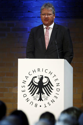 Top German spy warns of political cyberattacks, Russia&nbsp;links