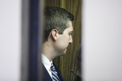 Judge to deadlocked jury: Keep deliberating fate of officer 