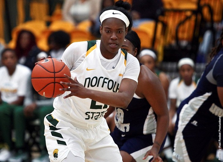 Hampton rallies in the 4th to take round 1 of Battle of the Bay,&nbsp;58-57