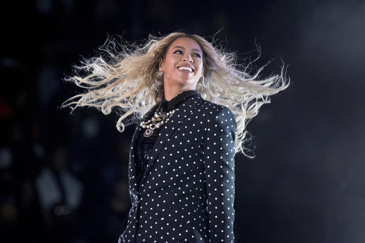 Beyonce announces she’s pregnant with twins on&nbsp;Instagram