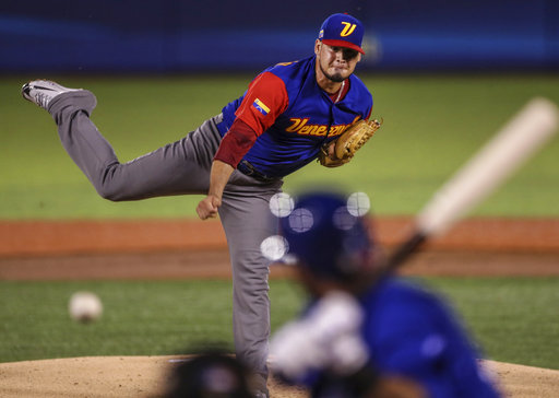 Venezuela rallies past Italy 4-3 to reach 2nd round of&nbsp;WBC