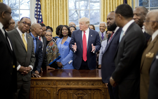 Trump signs executive order on black&nbsp;colleges