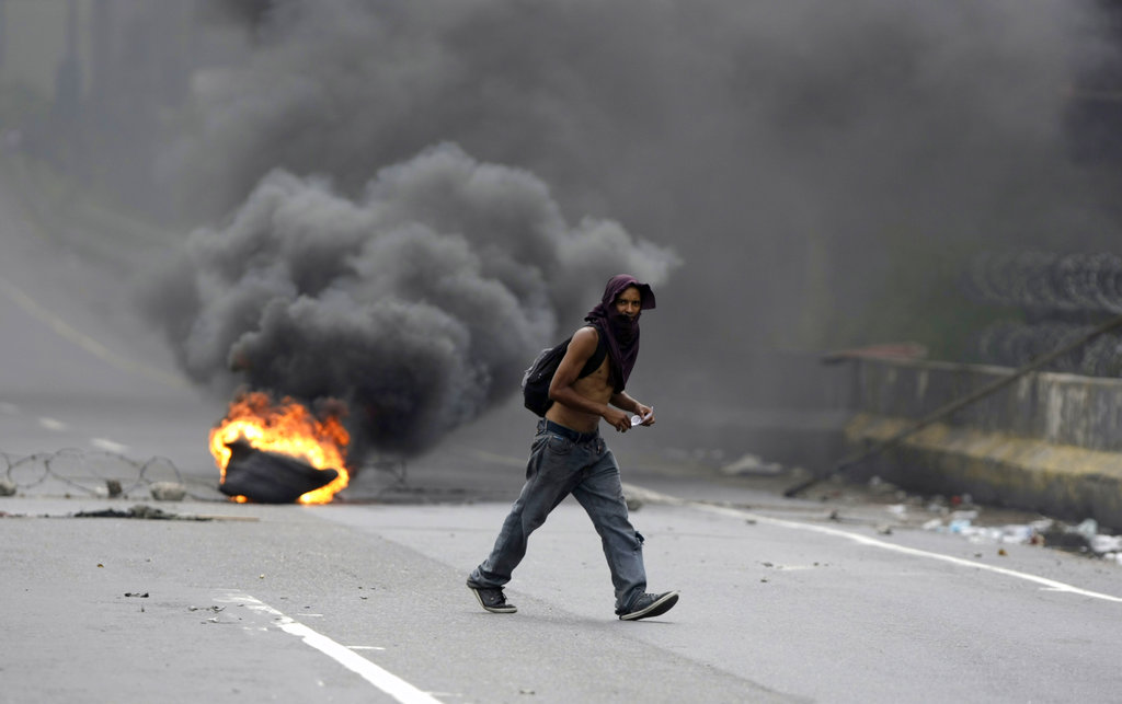 More killed, hundreds injured in Venezuela&nbsp;protests