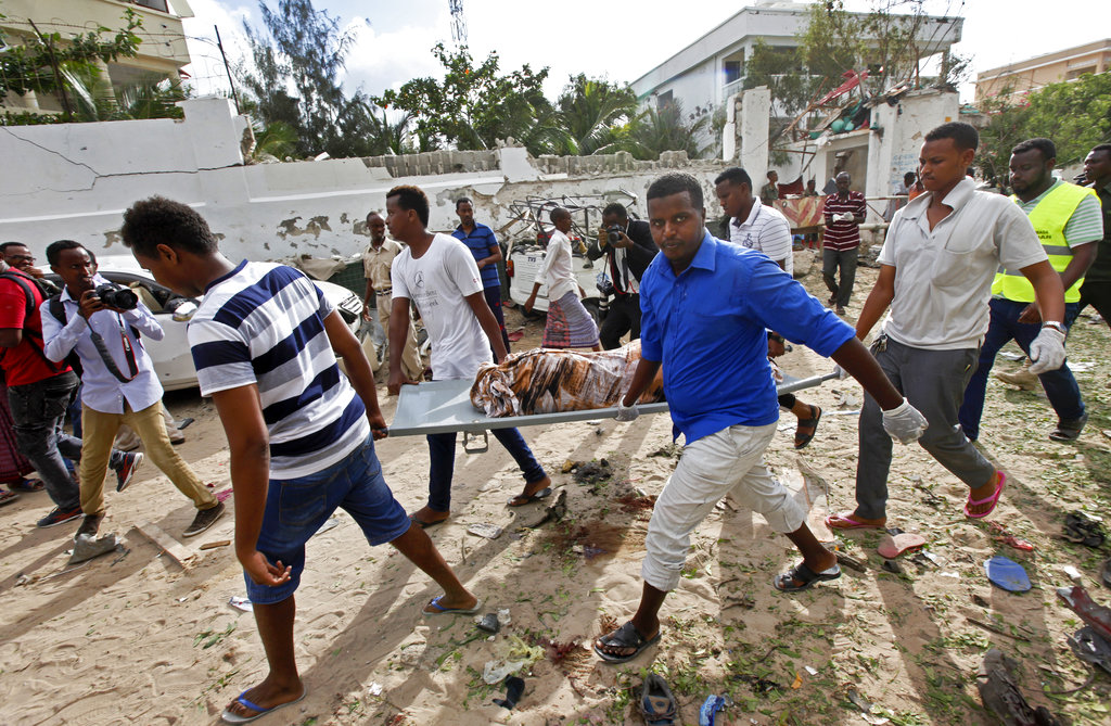 Somali survivors tell of restaurant siege by rebels; 31&nbsp;dead