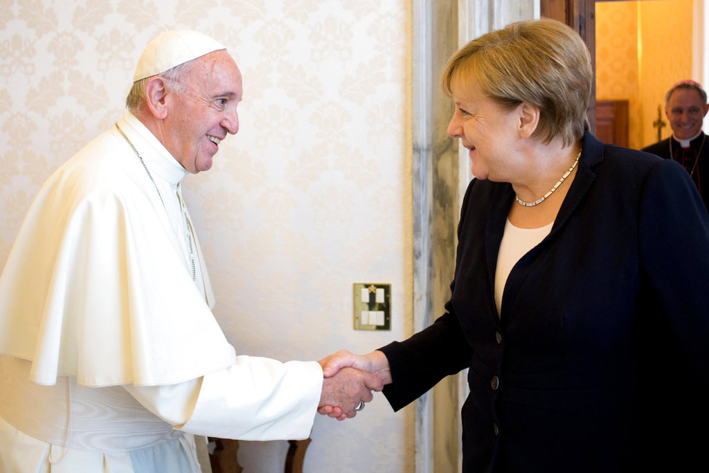 Merkel: Pope wants her to fight to save Paris climate&nbsp;deal