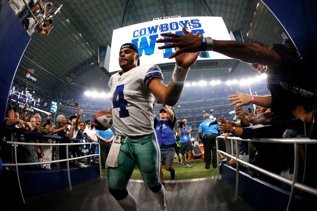 Witten, Elliott lead as Cowboys stifle Giants 19-3 in&nbsp;opener